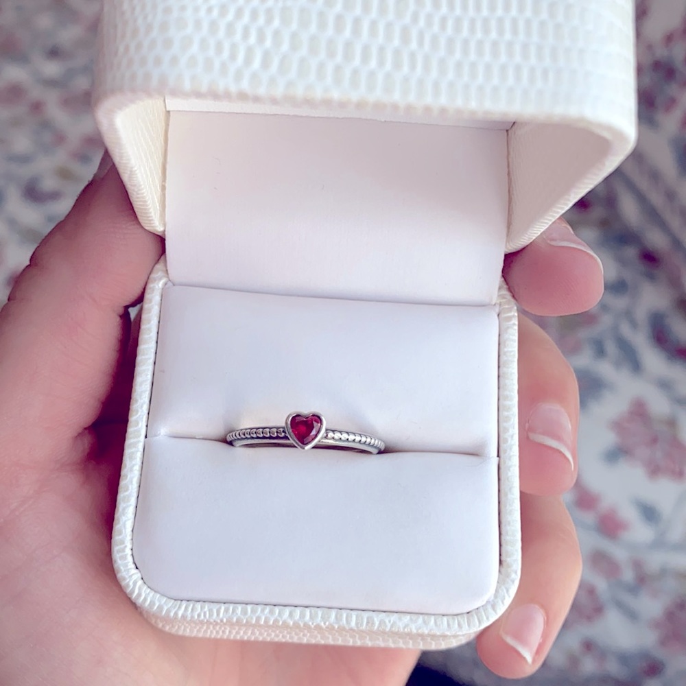 AUTHENTIC Pandora Red Heart Ring